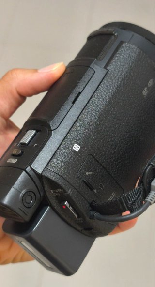 Videocámara Sony Handycam FDR-AX33 4K