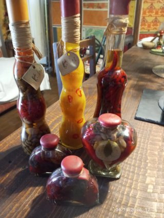 Set di 5 bottiglie decorative