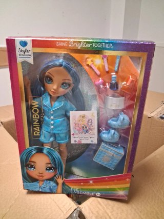 Muñeca Rainbow High Skyler Bradshaw