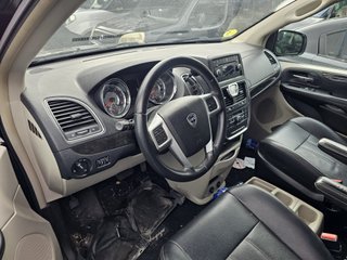 Lancia Voyager  2012 Chrysler Voyager en despiece