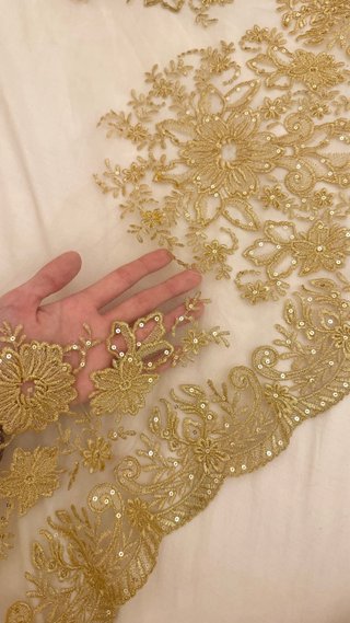 Manteletas de fallera de tul Dorado conLentejuelas