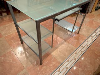Escritorio cristal y metal