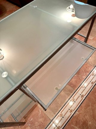 Escritorio cristal y metal