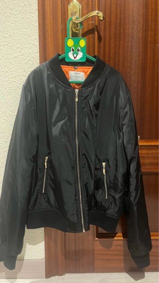 Chaqueta bomber negra