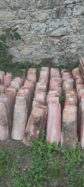 Tejas antiguas de barro