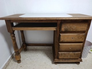 Escritorio de Madera Rústica