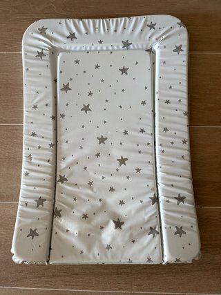 Cambiador de Bebé con Estampado de Estrellas