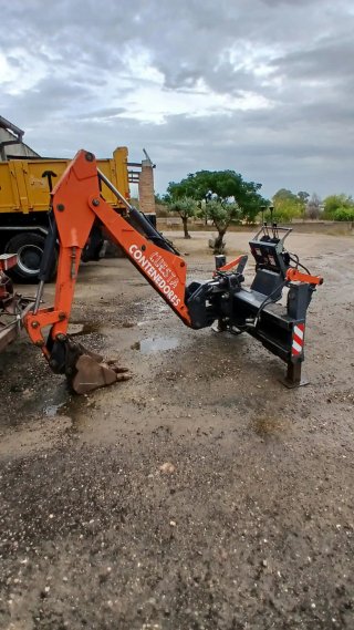 Miniexcavadora Terraco T-275 con enganche rápido