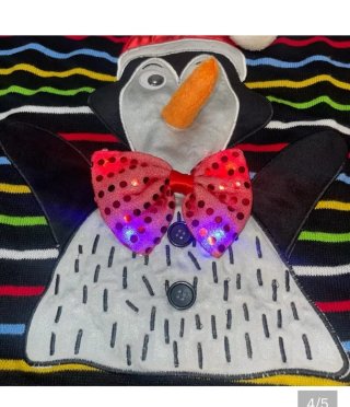 Jersey Navideño Pingüino con LED Talla L