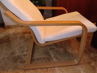 Sillón IKEA con Reposapiés
