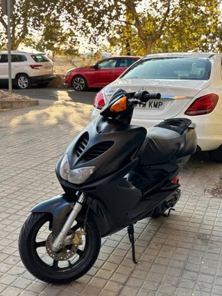 Yamaha Aerox r