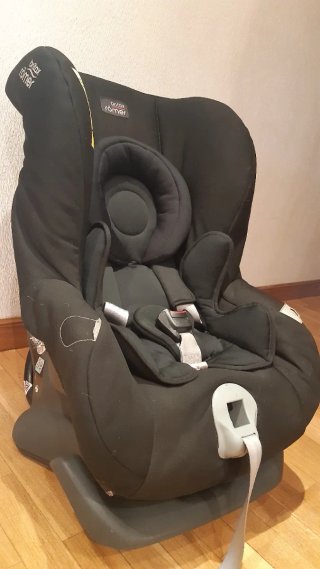 Silla de coche Britax Römer negra