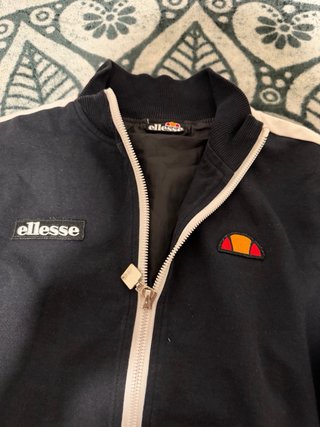 Chaqueta Deportiva Ellesse Crop Negra