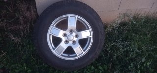 4 Ruedas con Llantas para Jeep