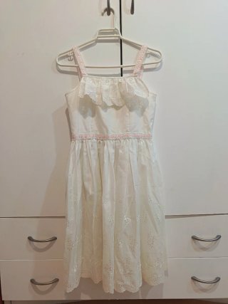 Vestido blanco infantil con guantes y diadema
