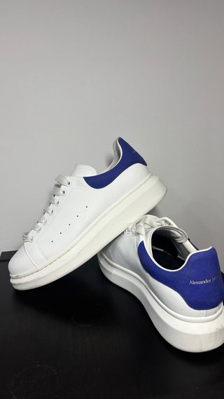 Alexander McQueen Sneakers Blancas y Azules