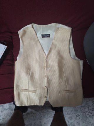 Chaleco Pierre Cardin beige talla 48