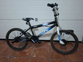 Bicicleta BMX Flite Negra y Azul