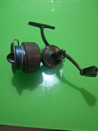 Carrete de pesca Sagarra