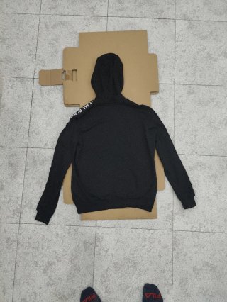 Sudadera con cremallera Byblos negra
