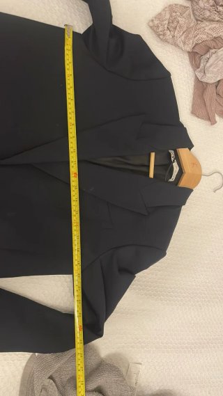 Chaqueta Oversize. Zara. Negra