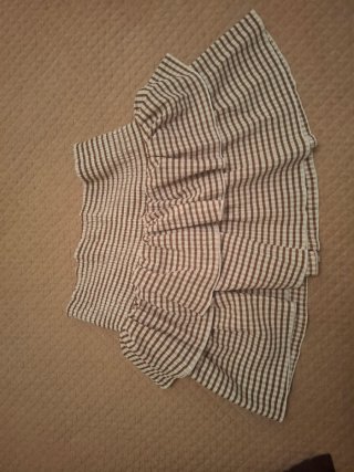 Conjunto de falda y camiseta