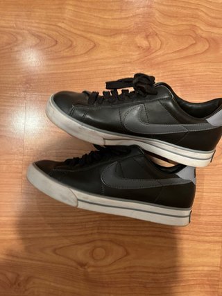 Zapatillas Nike Negras y Grises