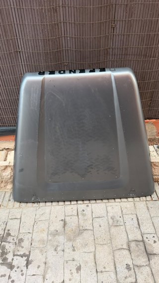 Capó Land Rover Defender