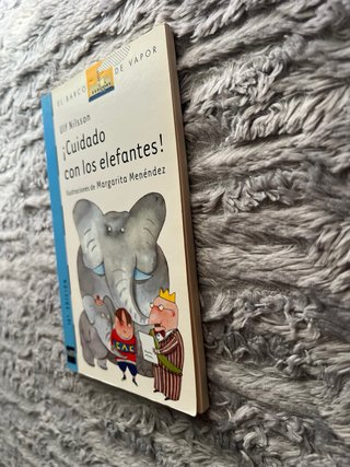 ¡Cuidado con los elefantes!, el barco de vapor SM