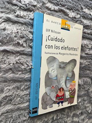 ¡Cuidado con los elefantes!, el barco de vapor SM