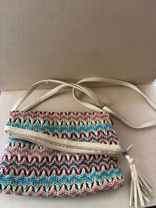 Bolso Bandolera de Rafia Trenzada