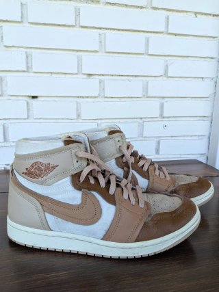 Zapatillas Jordan Beige y Marrón