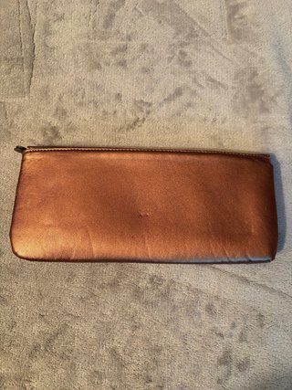 Bolso de Mano Clutch Metalizado