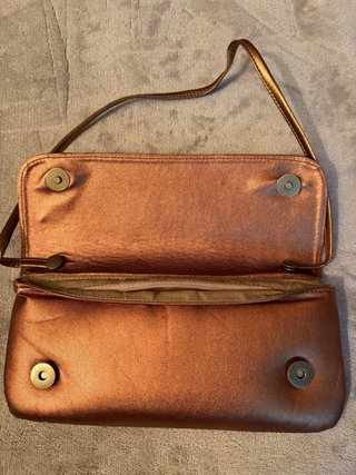 Bolso de Mano Clutch Metalizado