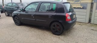 Renault Clio 2003