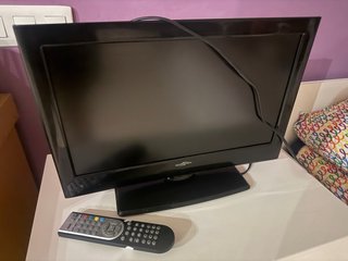 Televisión Schotech Pequeña con HDMI