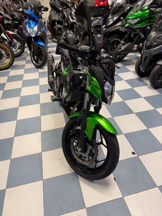 KAWASAKY  Z125 PERFORMACE
