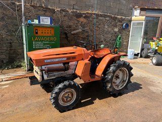 Tractor Kubota B1500