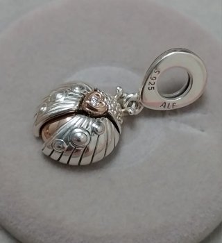 Charm Colgante Pandora Club  Mariquita y Corazón