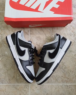 Nike Dunk Low Chenille Swoosh Negro Gris