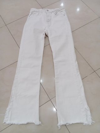 Pantaloni a zampa Stradivarius bianchi 42- Affare!