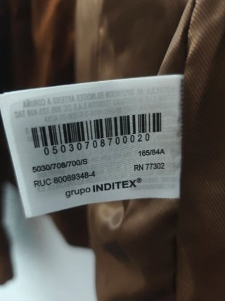 Cazadora corta Zara Talla S -Perfecto estado Nuevo