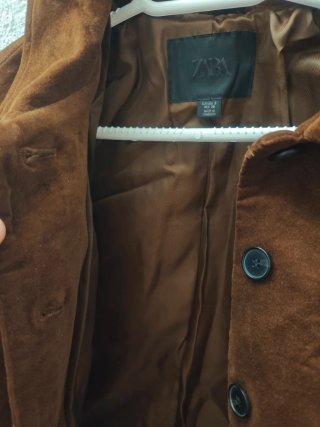Cazadora corta Zara Talla S -Perfecto estado Nuevo