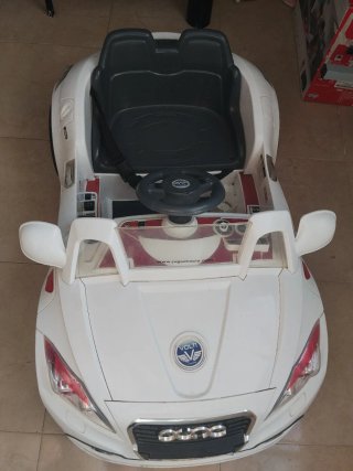 Coche eléctrico infantil VOLT 2 velocidades