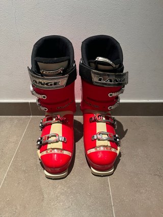 Botas de esquí Lange rojas vendo por lesión