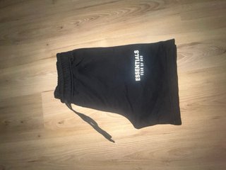 Pantalón Corto Essentials Fear of God Negro