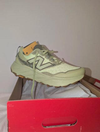 New Balance Hierro V9