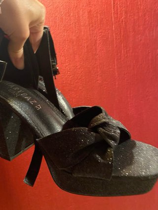 Zapatos de Tacón Marypaz Negros con Purpurina