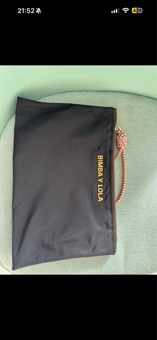 Bolso de mano Bimba y Lola negro