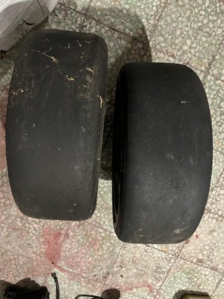2 Ruedas Slick 17 pulgadas